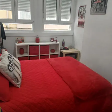 Frida Se Alquila Por * A Coruña