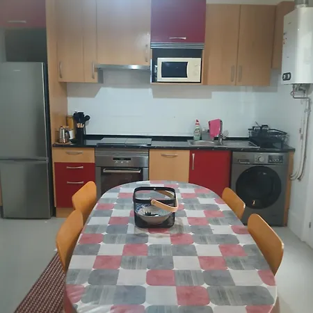 Frida Se Alquila Por * A Coruña